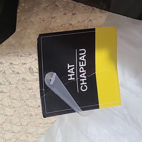 Hat Chapeau Floppy Wide Brim Straw Hat with Black Ribbon, NWT - Picture 5 of 7